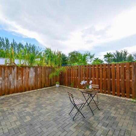 Fantastic Townhouse 15Minutes From The Beach Miami Eksteriør billede